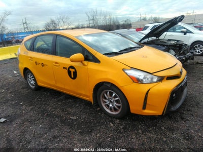 TOYOTA PRIUS V 2016
