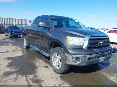 Toyota Tundra 2011