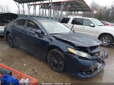 TOYOTA CAMRY 2020