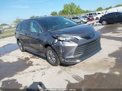 Toyota Sienna 2023