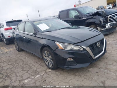 NISSAN ALTIMA 2019
