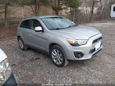 Mitsubishi Outlander sport 2015