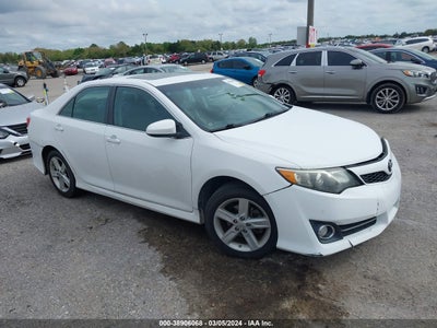Toyota Camry 2014