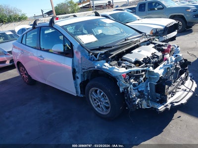 Toyota Prius prime 2021