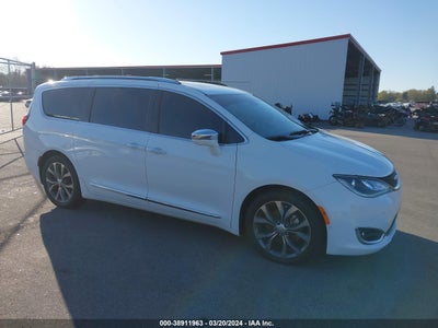 Chrysler Pacifica 2017