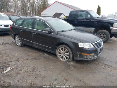 VOLKSWAGEN PASSAT 2010