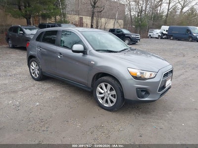 Mitsubishi Outlander sport 2015