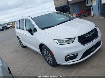 Chrysler Pacifica 2024