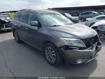 Nissan Pathfinder 2016