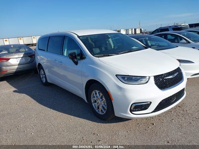 Chrysler Pacifica 2024