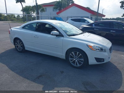 Volvo C70 2011