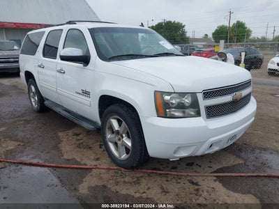 Chevrolet Suburban 1500 2011