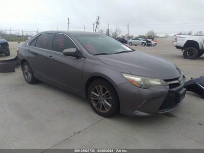 TOYOTA CAMRY 2016