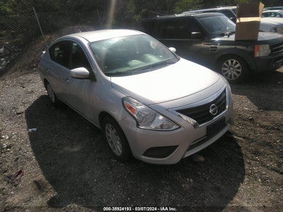 Nissan Versa 2016