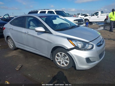 HYUNDAI ACCENT 2012