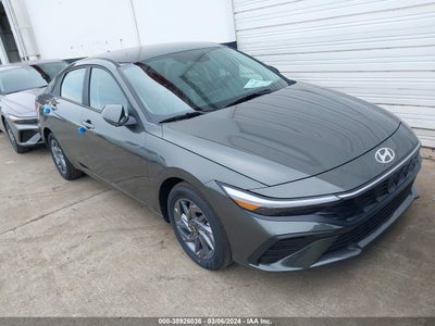 Hyundai Elantra 2024