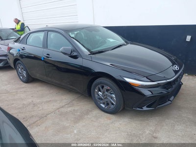 Hyundai Elantra 2024