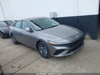 Hyundai Elantra 2024