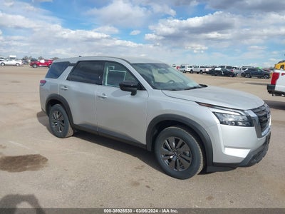 Nissan Pathfinder 2024