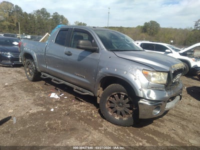 TOYOTA TUNDRA 2013