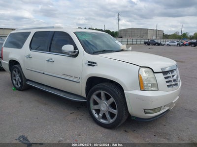 CADILLAC ESCALADE ESV 2008