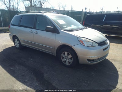 Toyota Sienna 2004