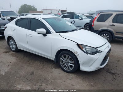 Toyota Yaris ia 2017