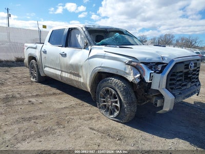 TOYOTA TUNDRA HYBRID 2023