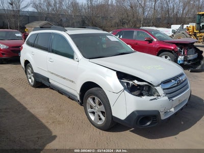 SUBARU OUTBACK 2013