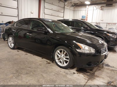 NISSAN MAXIMA 2012