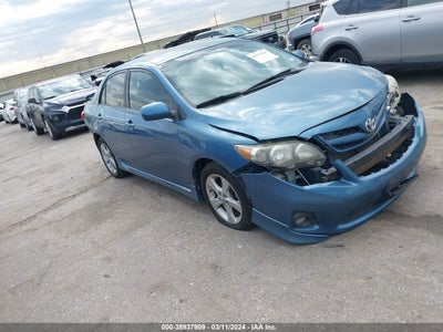 TOYOTA COROLLA 2012