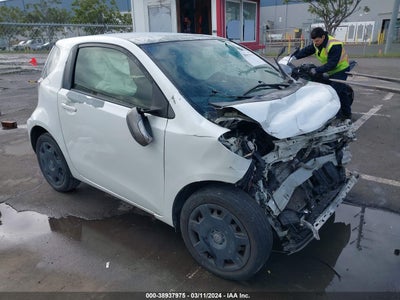 SCION IQ 2013