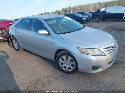 TOYOTA CAMRY 2011