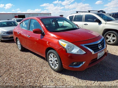 Nissan Versa 2015