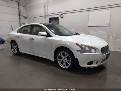 NISSAN MAXIMA 2014