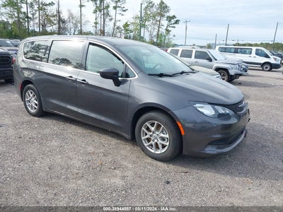 Chrysler Voyager 2022