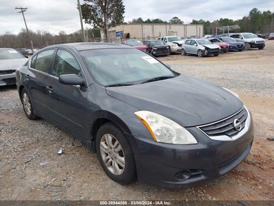 Nissan Altima 2011