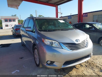 Toyota Sienna 2014