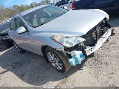 INFINITI JOURNEY 2011