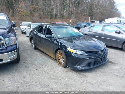 TOYOTA CAMRY 2018