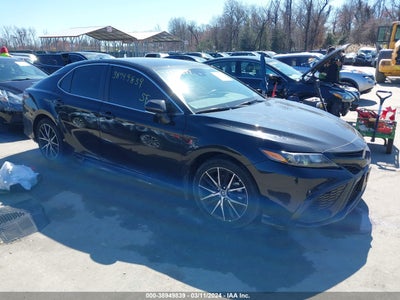 TOYOTA CAMRY 2023