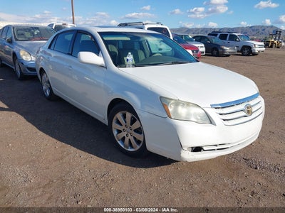 Toyota Avalon 2005
