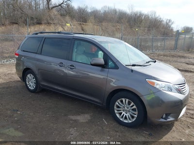 Toyota Sienna 2014
