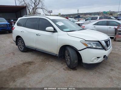 NISSAN PATHFINDER 2015