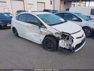 TOYOTA PRIUS 2014