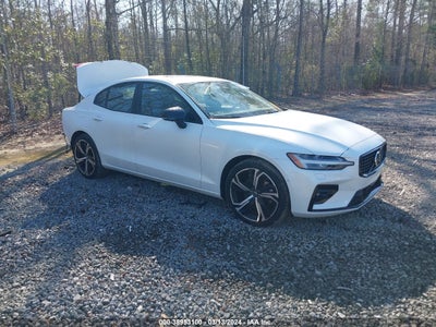 Volvo S60 2023