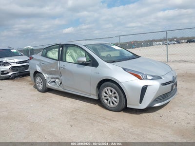 TOYOTA PRIUS 2021