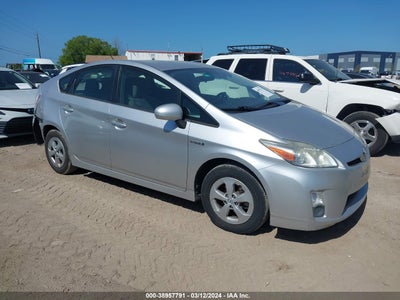 TOYOTA PRIUS 2011