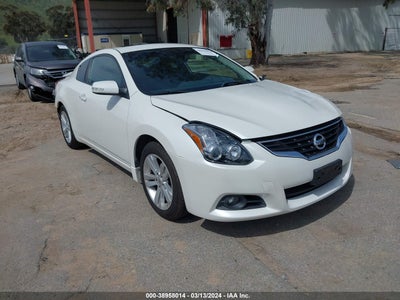 Nissan Altima 2010