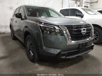 Nissan Pathfinder 2024